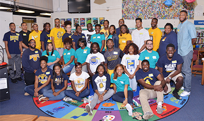 One of many group Photos of the 125th service projects